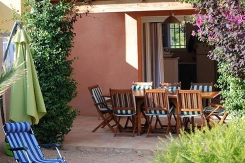 VILLA LES NACRES A 400 MT DAL MARE