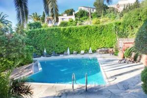 Villa lours