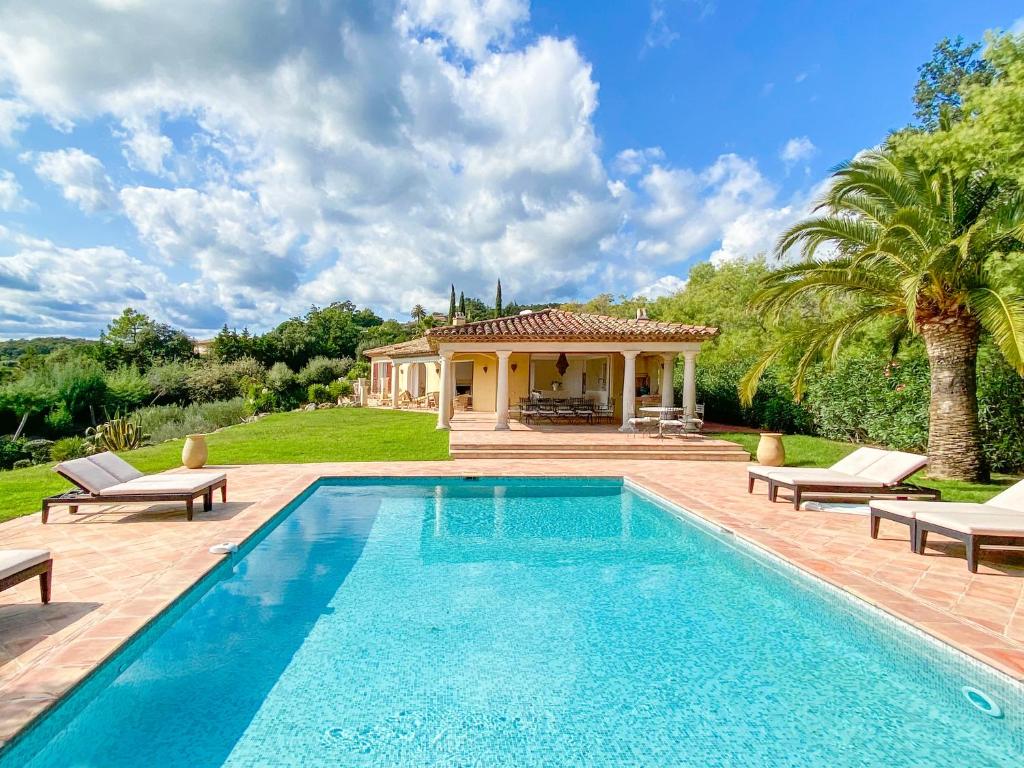 Villa Villa luxueuse vue mer Chemin de Cucurny 83310 Grimaud