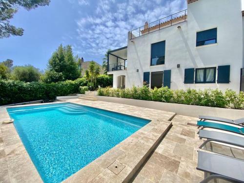 VILLA MARIA 8/10 pax Piscine et SPA