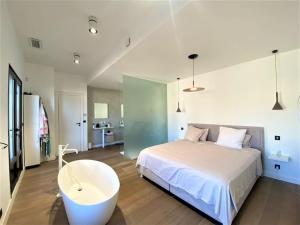 Villa Marine - 10 pers - Centre Cassis - Piscine