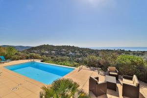 Villa marly mit Meerblick und Pool