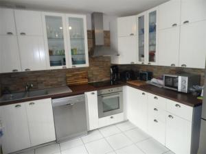 Villa Marseillan, 5 pièces, 10 personnes - FR-1-326-392