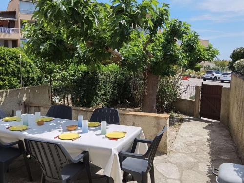 Villa Marseillan-Plage, 4 pièces, 5 personnes - FR-1-326-719