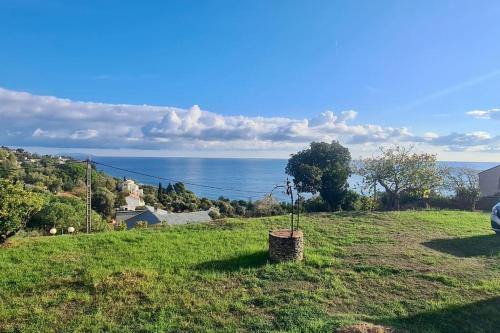 Villa Miomo pour 6 à 8 personnes avec vue mer