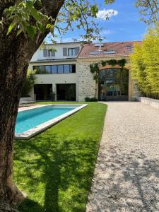 Villa Moderne au calme avec piscine privée pour 6 personnes