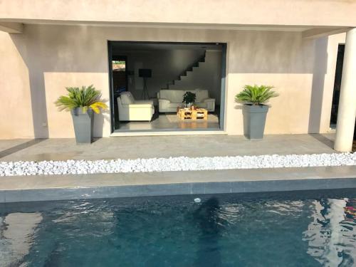 Villa Moderne pour Congrès ou Vacances sur Cannes