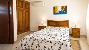 Villa Villa Monte Bixo - Free WIFI . Swimmning Pool - BY BEDZY Rua  Paço Corgo 8365-240 Assumadas Algarve