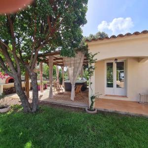 Villa Mozzi's Jacuzzi Jardin Barbecue 5mn plages