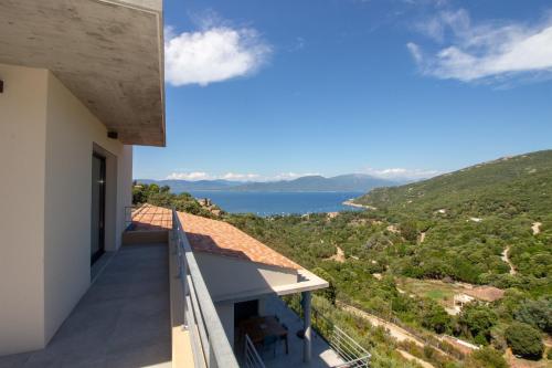 Villa neuve architecte vue mer