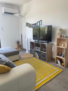 Villa neuve climatisée 4 couchages très bien arborée
