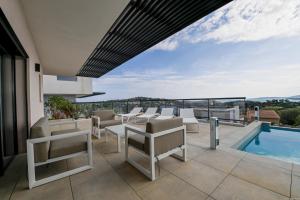 Villa neuve et luxueuse vue mer proche Portovecchio