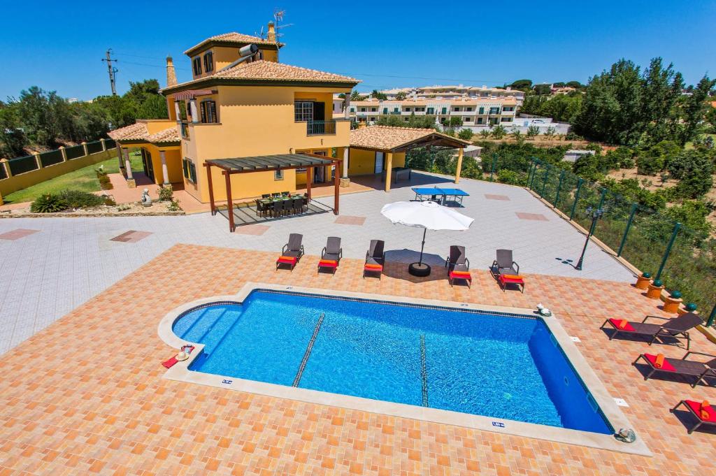 Villa Nincha - Heated Pool - Free wi-fi - Air Con Caminho do Semina Villa Nincha, 8200-001 Albufeira