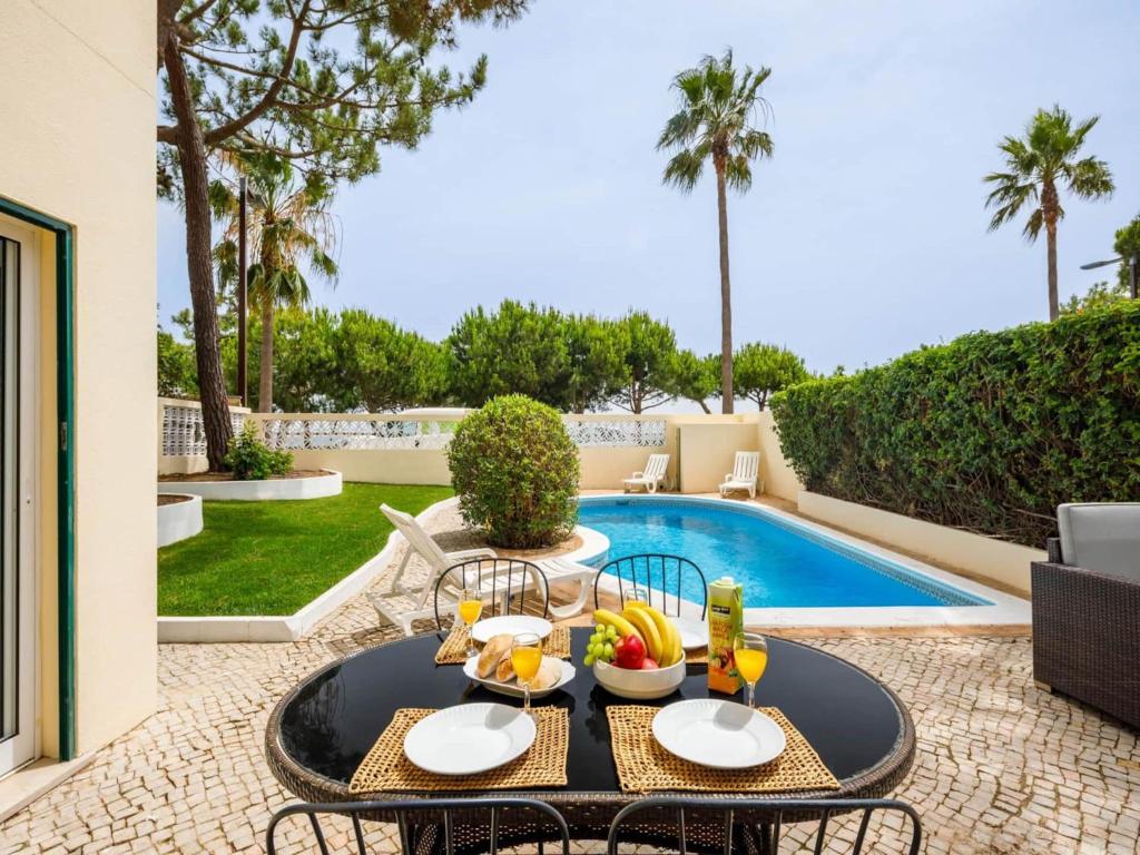 Villa Villa Oceano Golf - superb frontline location close to the Praa Estrada da Horta 8135-107 Vale do Lobo