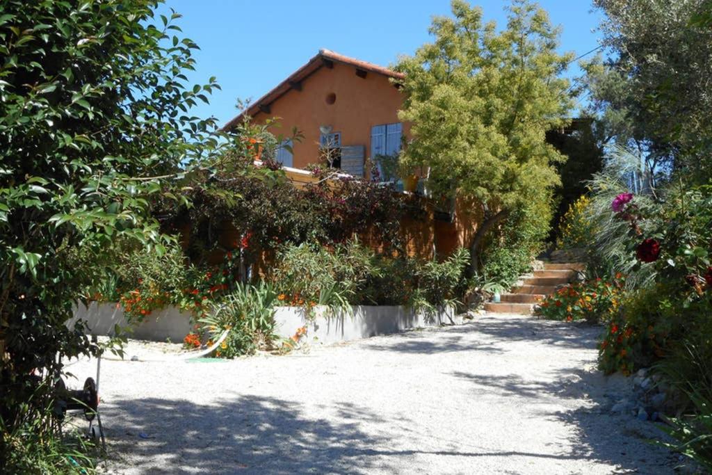 Villa Ocre