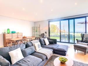 Villa Orca by MHM