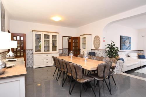 Villa Paraiso - Luxury villa perfect for families!
