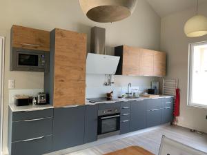 Villa Paulownia - à 1,2km des plages - tout confort au coeur du bourg