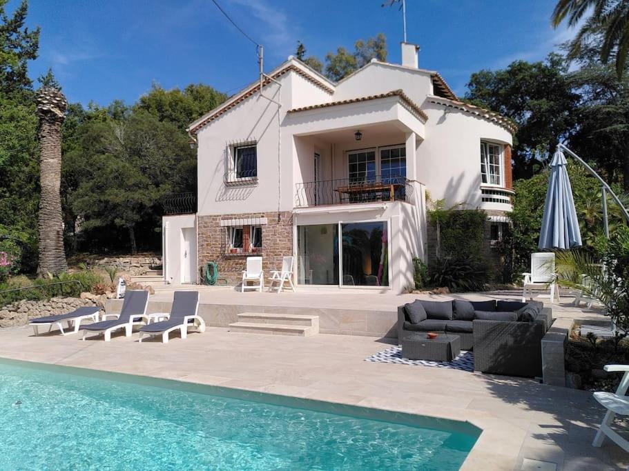 Villa Villa Phoebus YourHostHelper 82 Avenue du Belvédère 83700 Saint-Raphaël