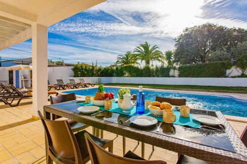 Villa Pianda by Villa Plus