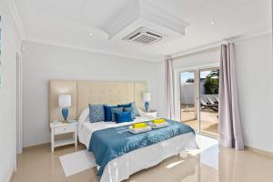 Villa Pianda by Villa Plus
