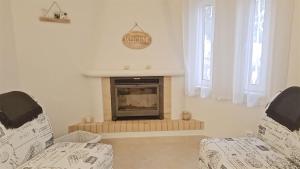 Villa Pinhal CleverDetails213 Sleeps 8, Quiet area, walking distance - Clever Details