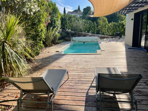 Villa Piscine Centre Valbonne / Proche plages / Cannes
