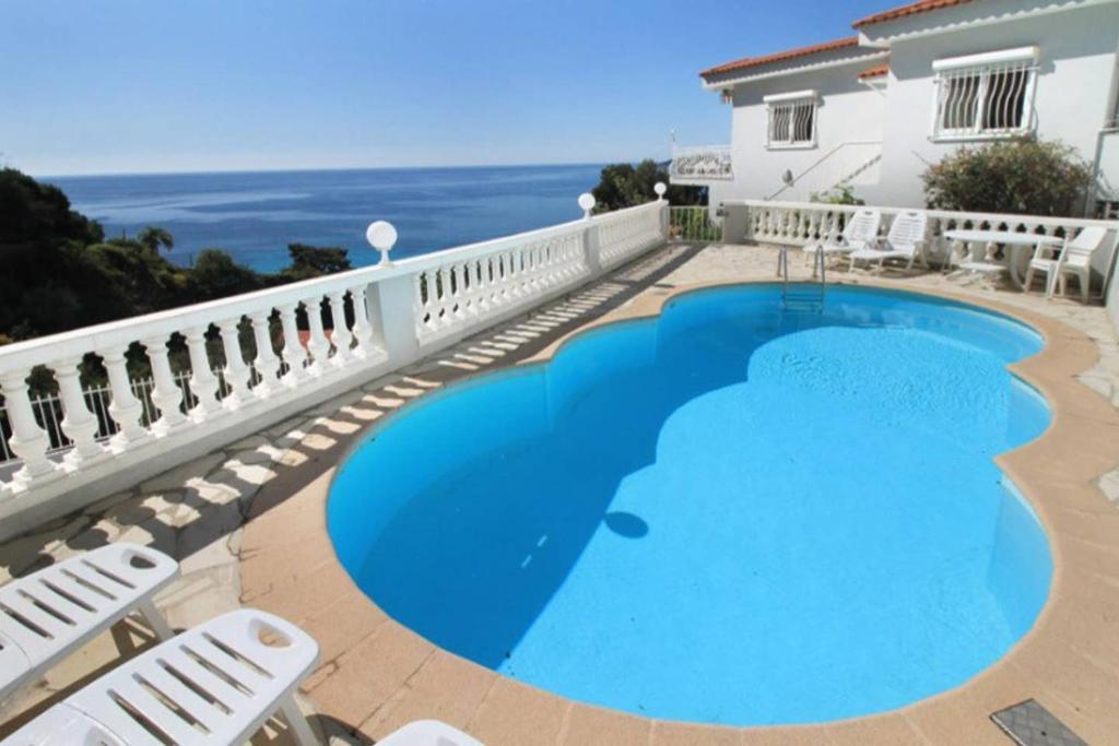 Villa Villa piscine Eze bord de mer à 500m de la plage 15 Boulevard du Midi 06360 Èze