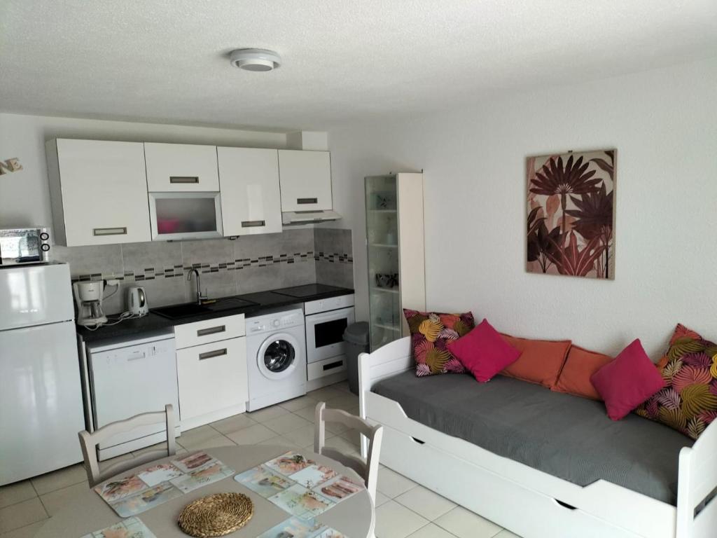 Villa Port Leucate, 3 pièces, 6 personnes - FR-1-81-346 11370 Port Leucate