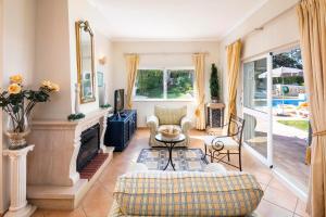 Villa Quintus Court