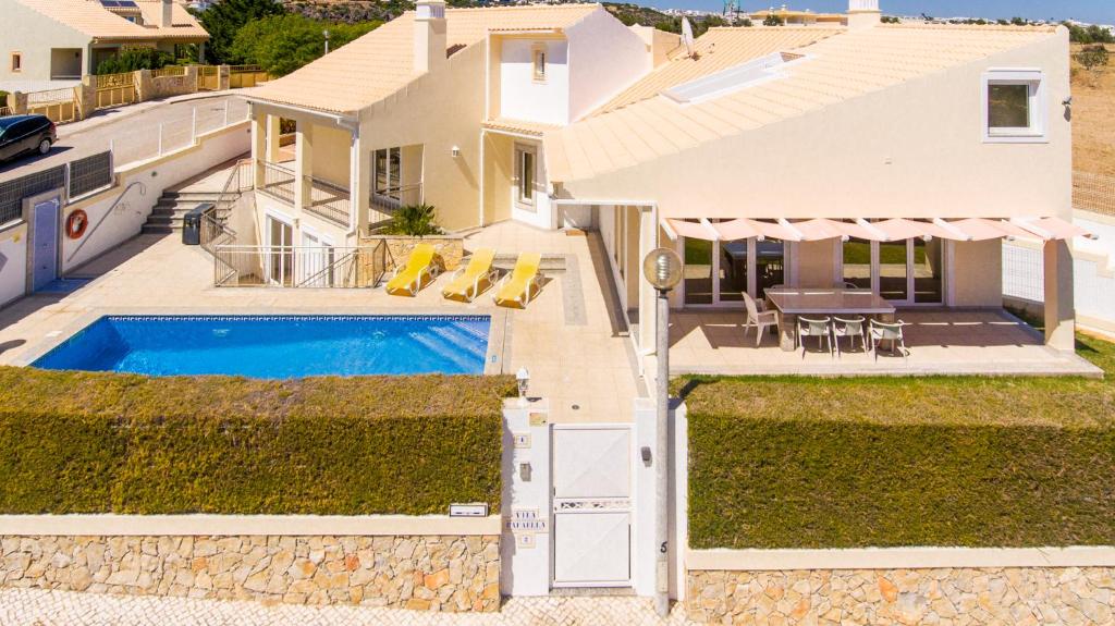 Villa Rafaella II Palace Caminho das Sesmarias, Aldeamento Vila Rafaela - Villa Rafaela II, 8200-000 Albufeira