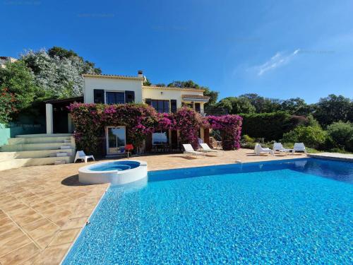Villa Rayol-Canadel-sur-Mer, 5 pièces, 8 personnes - FR-1-100-294