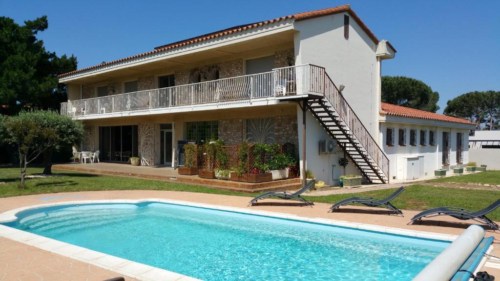 Villa Ribera - vue sur mer - Barfleur - 14 personnes 50760 Montfarville