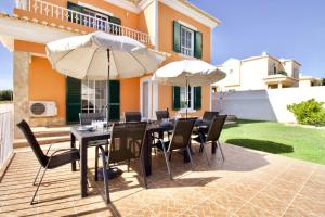 Villa Villa Rosa 96 Rua de São Sebastião 8365-019 Alcantarilha Algarve