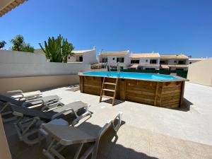 Villa Villa Rosa H7A Rua Ricardo Jorge, H7A, Alto dos Caliços 8200-665 Albufeira Algarve