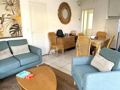 VILLA ROSE, 3 chambres et jardin à 30 mètres de la plage