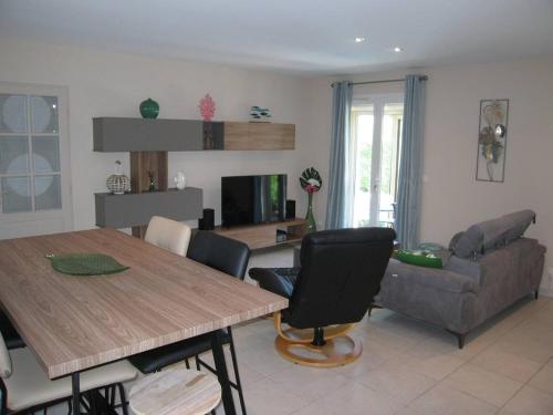Villa Saint-Cyprien, 4 pièces, 6 personnes - FR-1-106-29