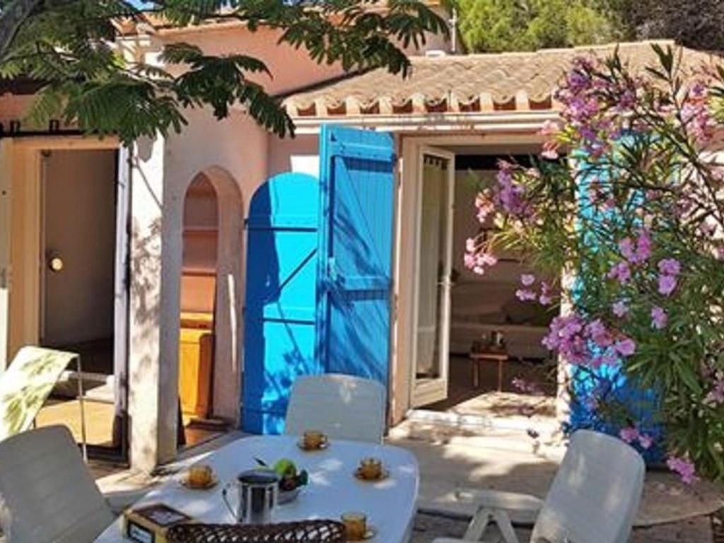 Villa Saint-Cyprien, 4 pièces, 6 personnes - FR-1-106-42 Résidence LAMPAROS Pavillon N°1 RUE HENRI BORDEAUX, 66750 Saint-Cyprien