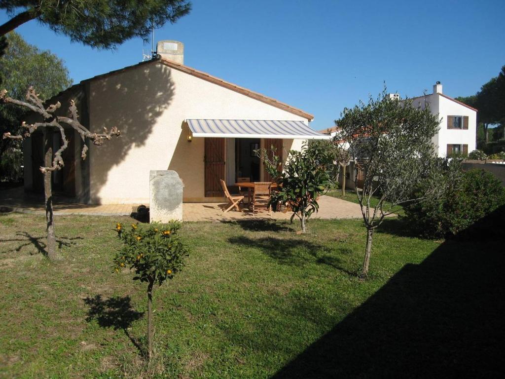 Villa Villa Saint-Cyprien, 4 pièces, 8 personnes - FR-1-106-33 3 IMPASSE LUDOVIC MASSE 66750 Saint-Cyprien