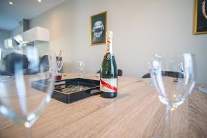Villa Saint-Mard - King Size bed - 10min Aéroport CDG 25min Paris by train