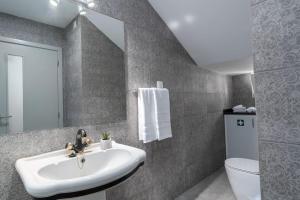 Villa Salinas - Relax in the paradise surronded by nature and heated swimpool