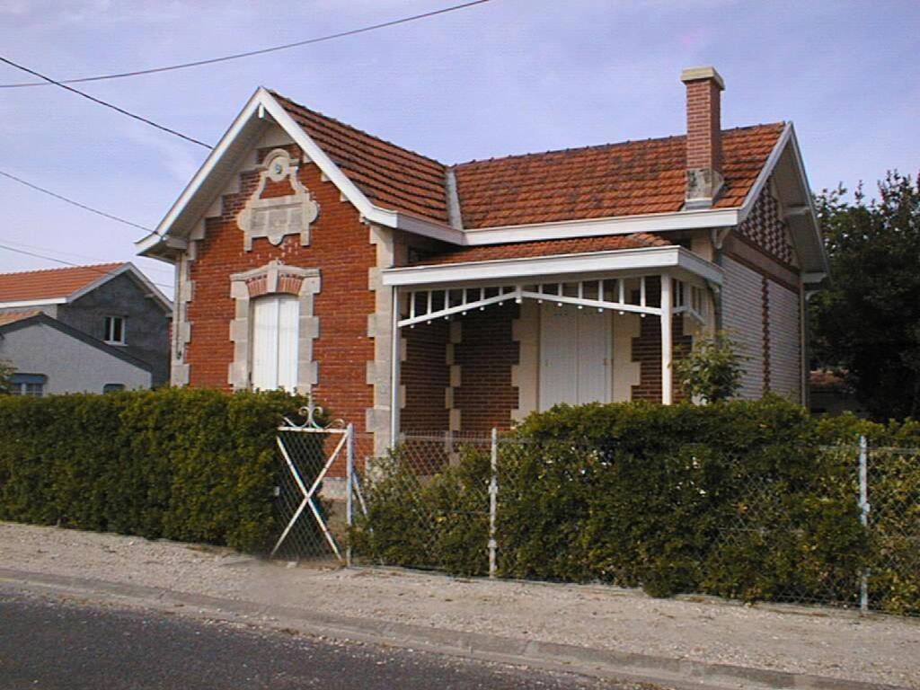 Villa Soulac-sur-Mer, 3 pièces, 6 personnes - FR-1-648-23 22 Rue du Docteur Lalanne Villa CHARMEUSE, 33780 Soulac-sur-Mer