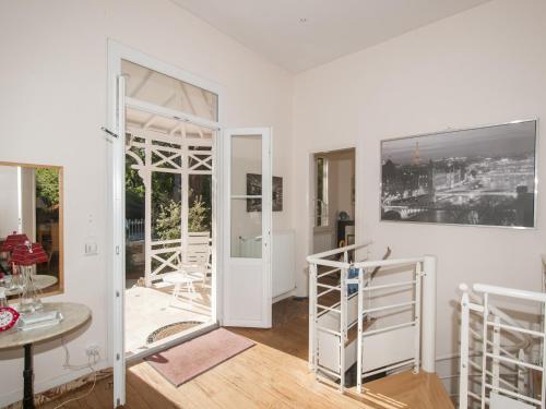 Villa Soulac-sur-Mer, 9 pièces, 11 personnes - FR-1-648-42