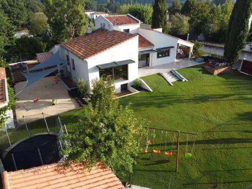 Villa spécial Famille de 210 m² avec piscine à 20 min de la mer