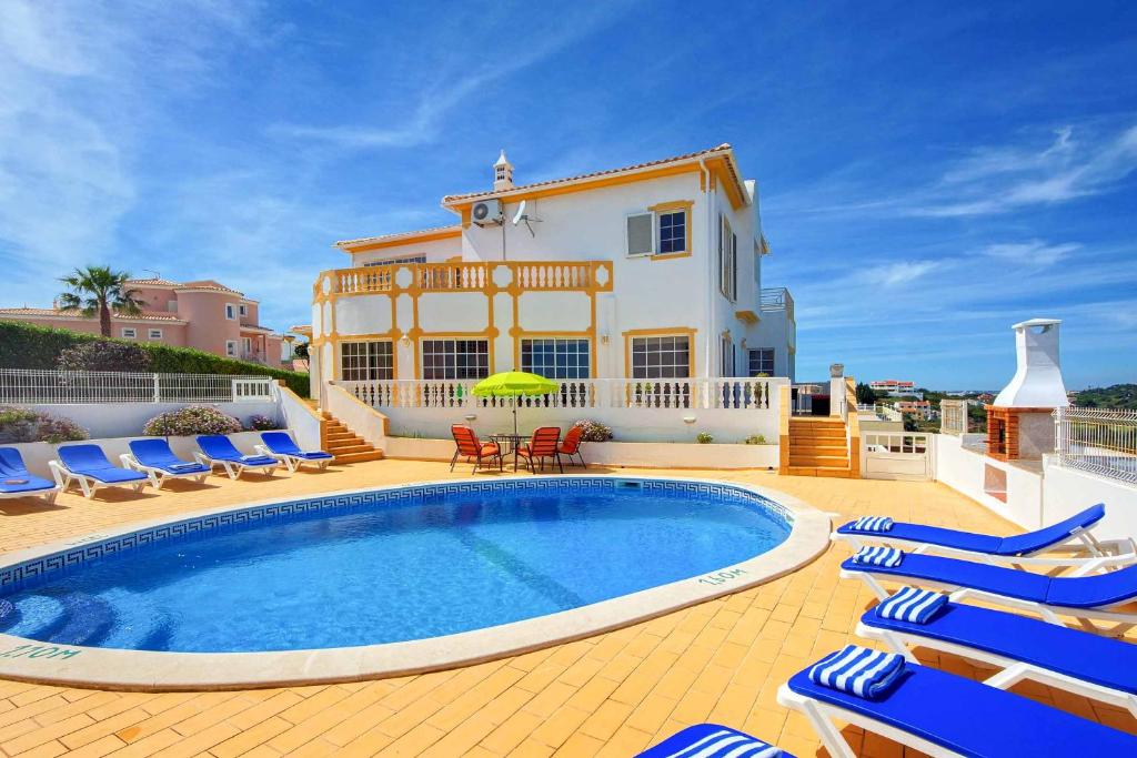 Villa Sunny Rua da Vela Latina, 8200-385 Albufeira