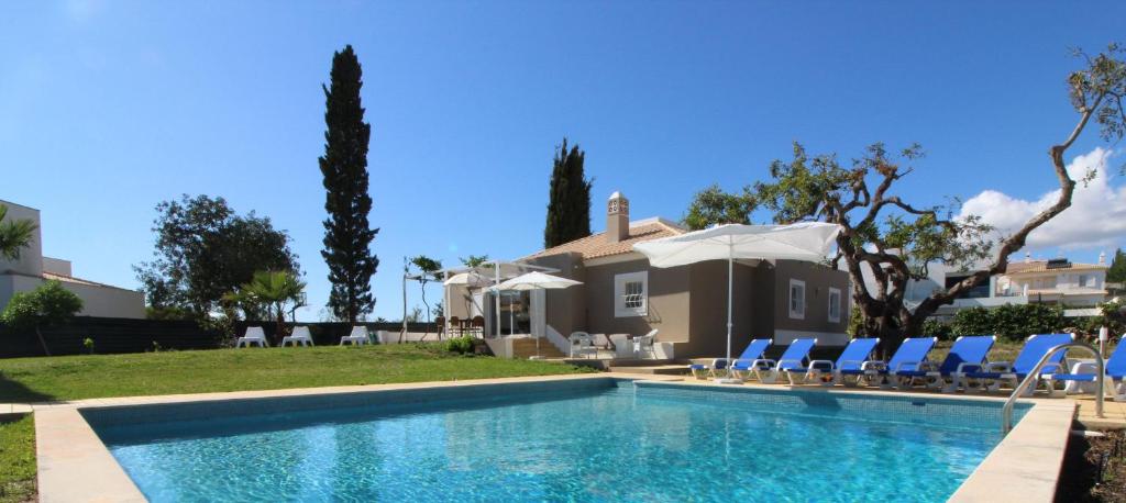 Villa Sunshine BECO DA AGUIA DA ASA REDONDA, 24, 8200-319 Albufeira