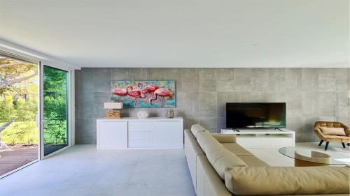 Villa Terese - Clever Details , Central Vilamoura, Sleeps 6, luxury, walking distance