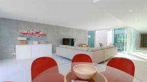 Villa Terese - Clever Details , Central Vilamoura, Sleeps 6, luxury, walking distance