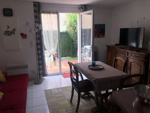 Villa Torreilles, 3 pièces, 6 personnes - FR-1-81-545
