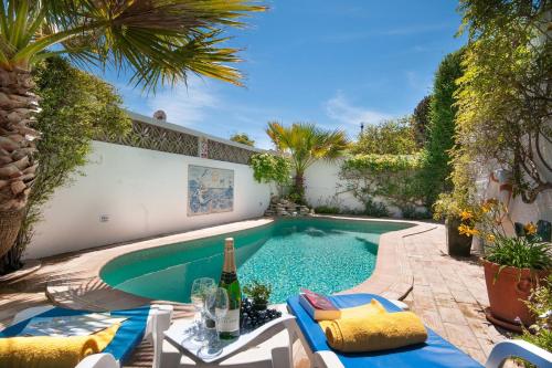 Villa Tres Irmaos by Villa Plus